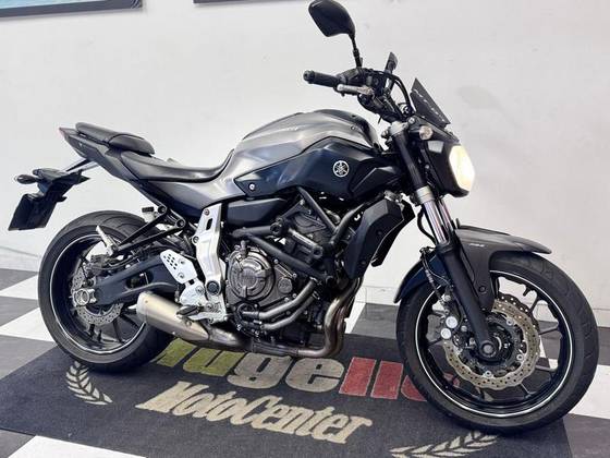 YAMAHA MT-07 ABS YAMAHA MT-07 ABS